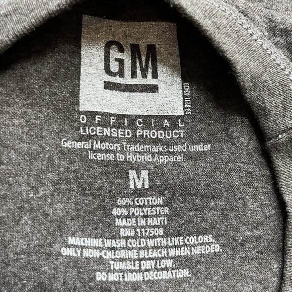GM Chevrolet Tshirt Mens Medium Brown Camo Detail Auto Truck - Picture 5 of 5
